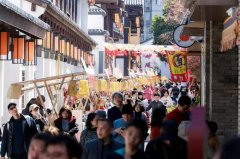 还延伸到了市集、